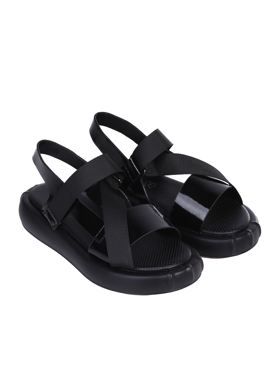 Ежедневни дамски сандали от естествен лак в черно 4AF-25066 black