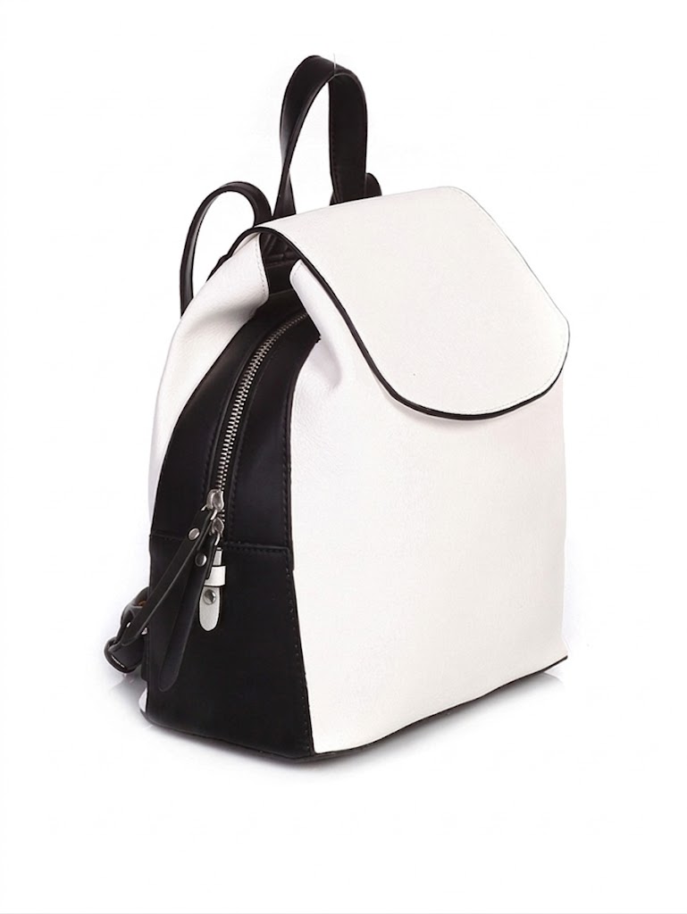 Ежедневна дамска раница в бял/черен цвят 9Q-25297 white/black (21147)