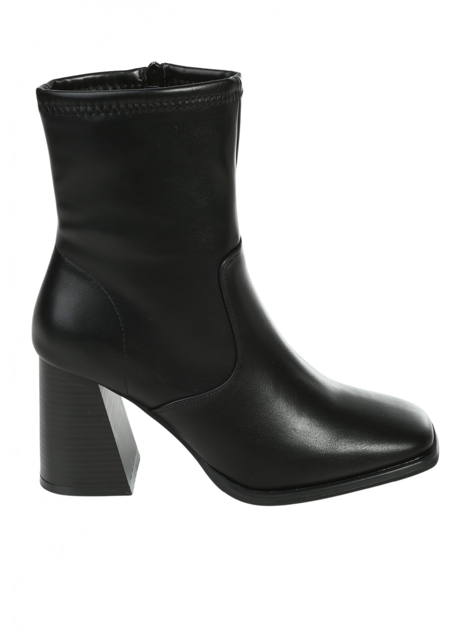 Дамски боти на ток в черно 2R-25567 black