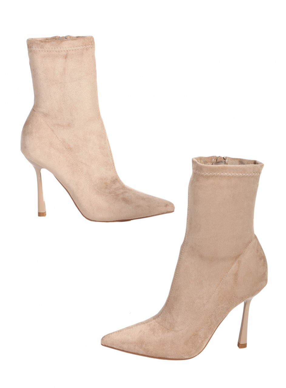 Елегантни дамски боти, на ток, в бежово 2M-25590 beige
