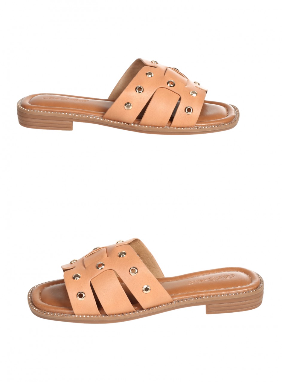 Ежедневни дамски чехли от еко кожа в черно 5C-26083 beige