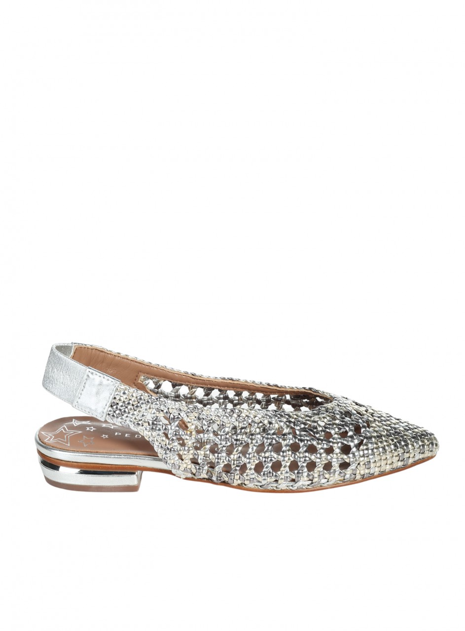 Eжедневни дамски обувки от естествена кожа, с перфорации, в сребристо 14551 multi metal