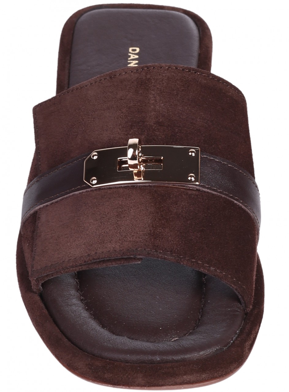 Ежедневни дамски чехли от естествен велур в кафяво 5AT-26262 brown