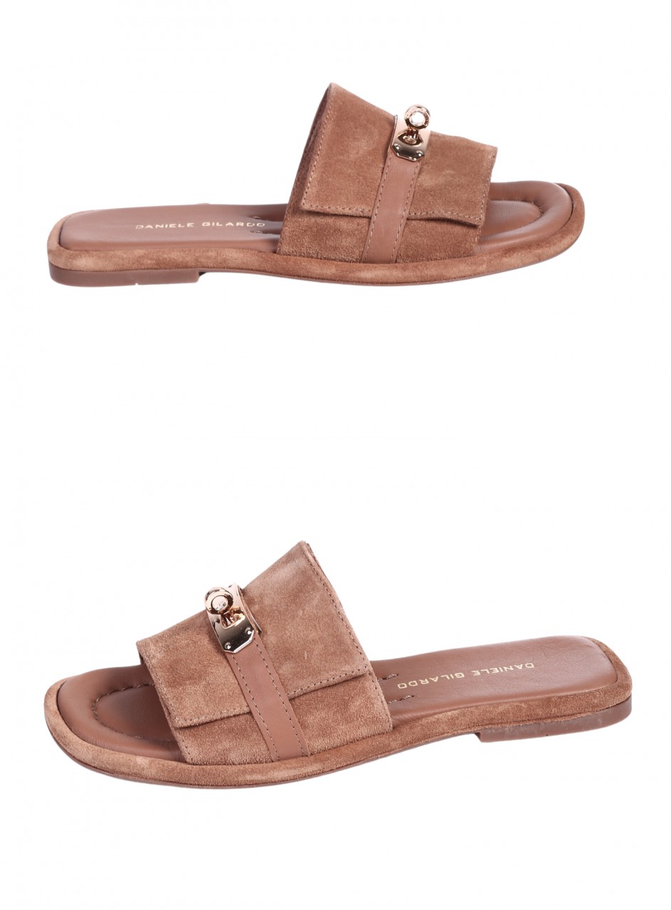 Ежедневни дамски чехли от естествен велур в бежово 5AT-26262 tan