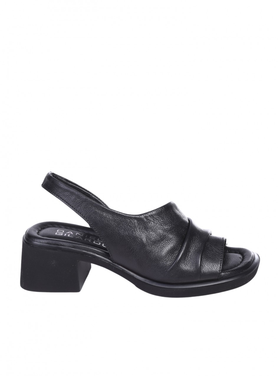 Ежедневни дамски сандали, на дебел ток, от естествена кожа в черно 4AT-26264 black (25336)