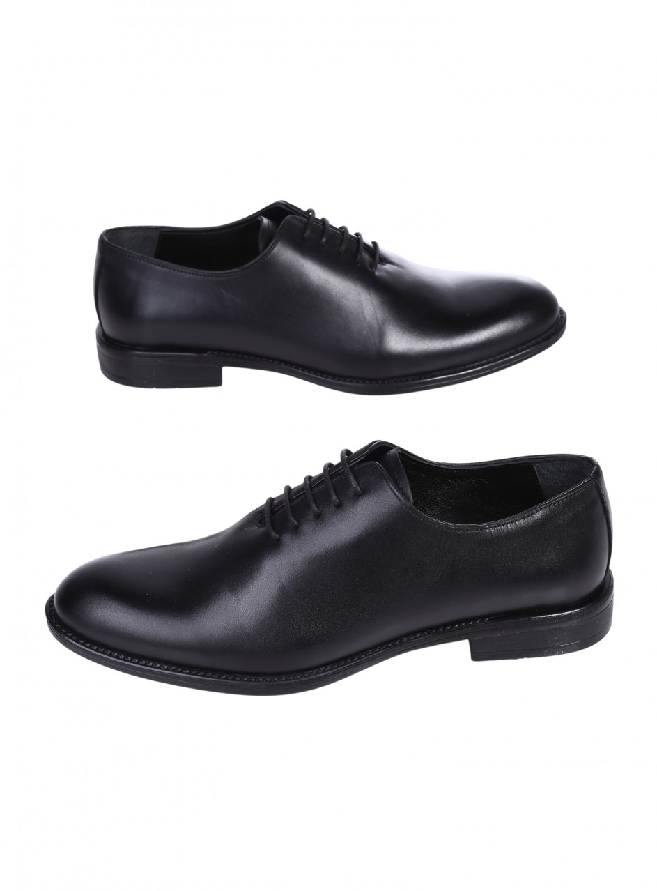 Eлегантни мъжки обувки от естесвена кожа в черно 7AT-26286 black
