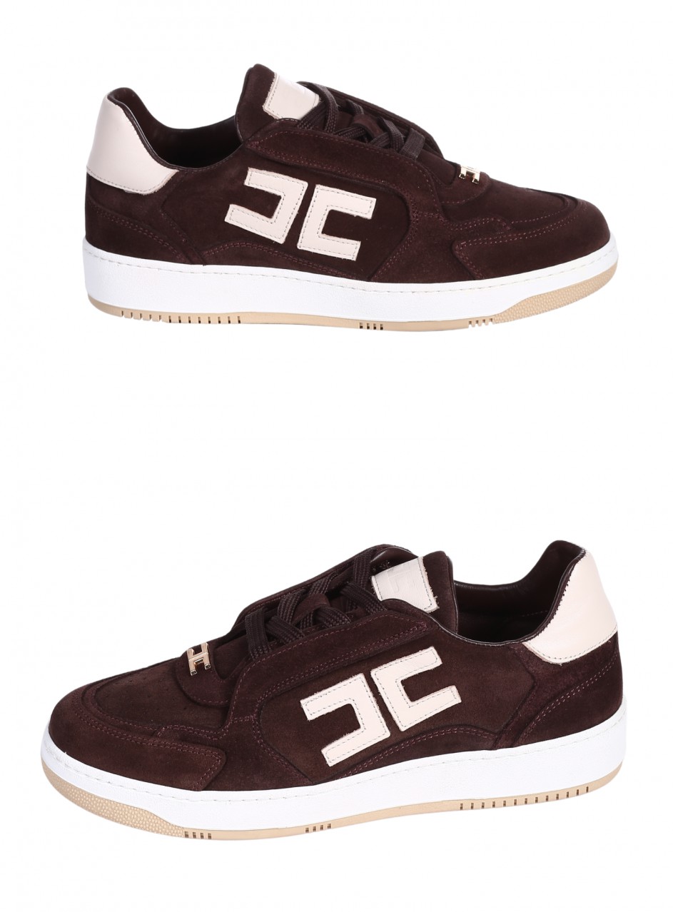 Ежедневни дамски обувки от естествен велур и естествена кожа, с декоративен метален елемент и перфорации 3AT-26293 brown