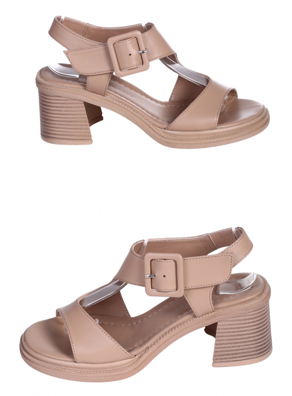 Ежедневни дамски сандали от естествена кожа в бежово 4AT-26227 nude