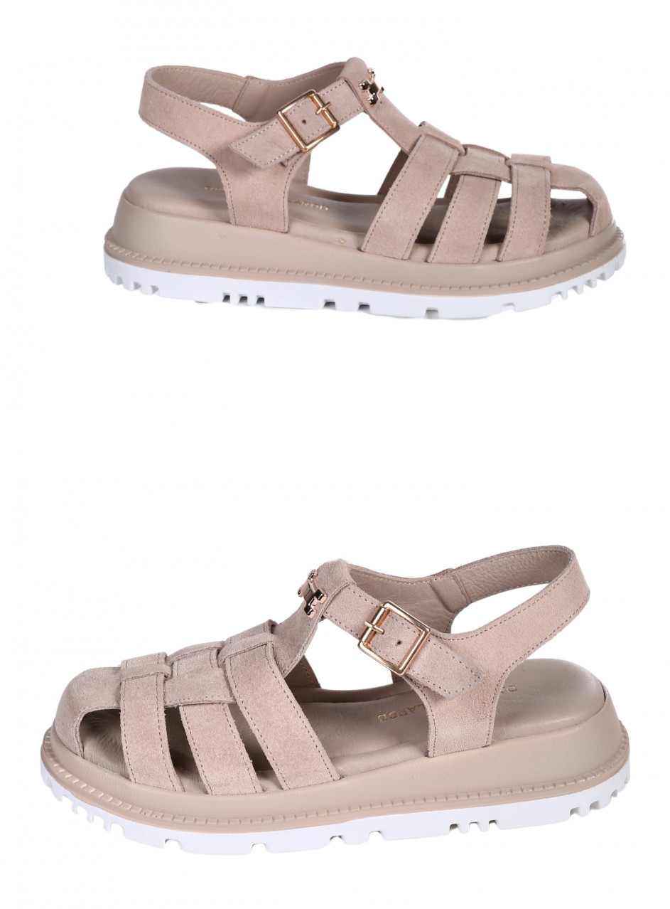 Ежедневни дамски сандали от естествен велур в бежово 4AT-26250 beige