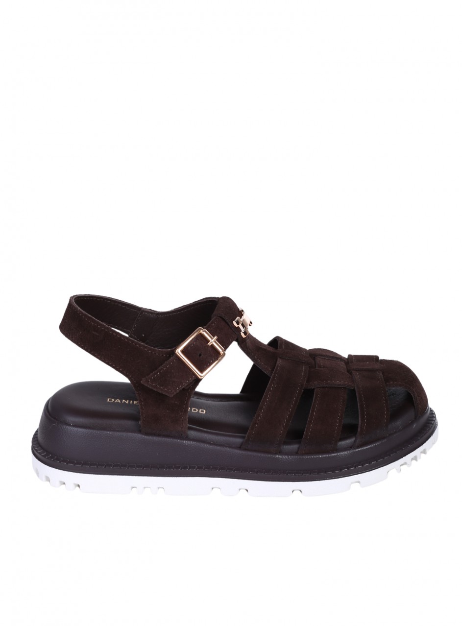 Ежедневни дамски сандали от естествен велур в кафяво 4AT-26250 coffee