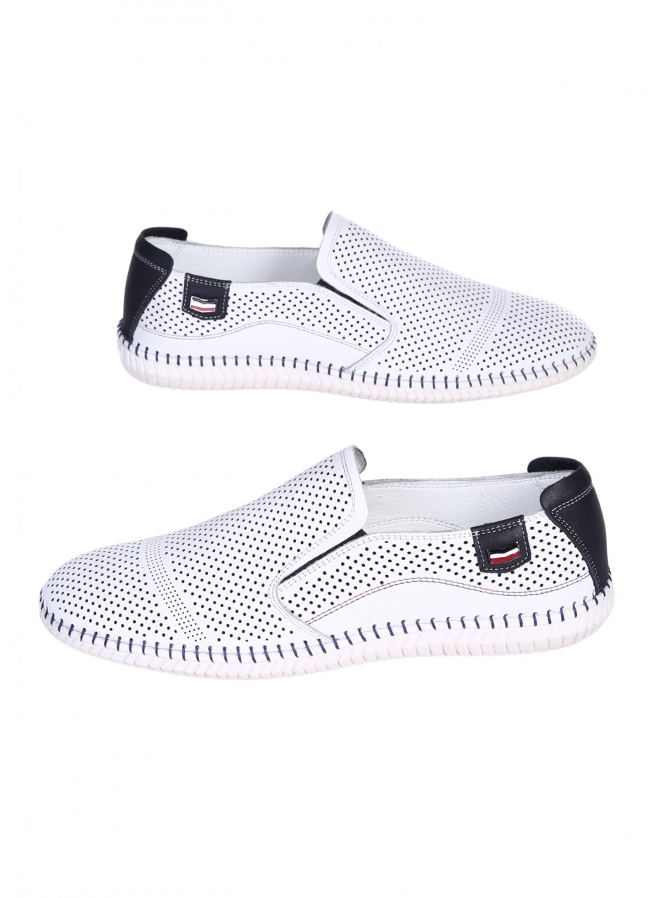 Ежедневни мъжки обувки, с перфорации, от естествена кожа в бяло 7AT-26315(25397) white