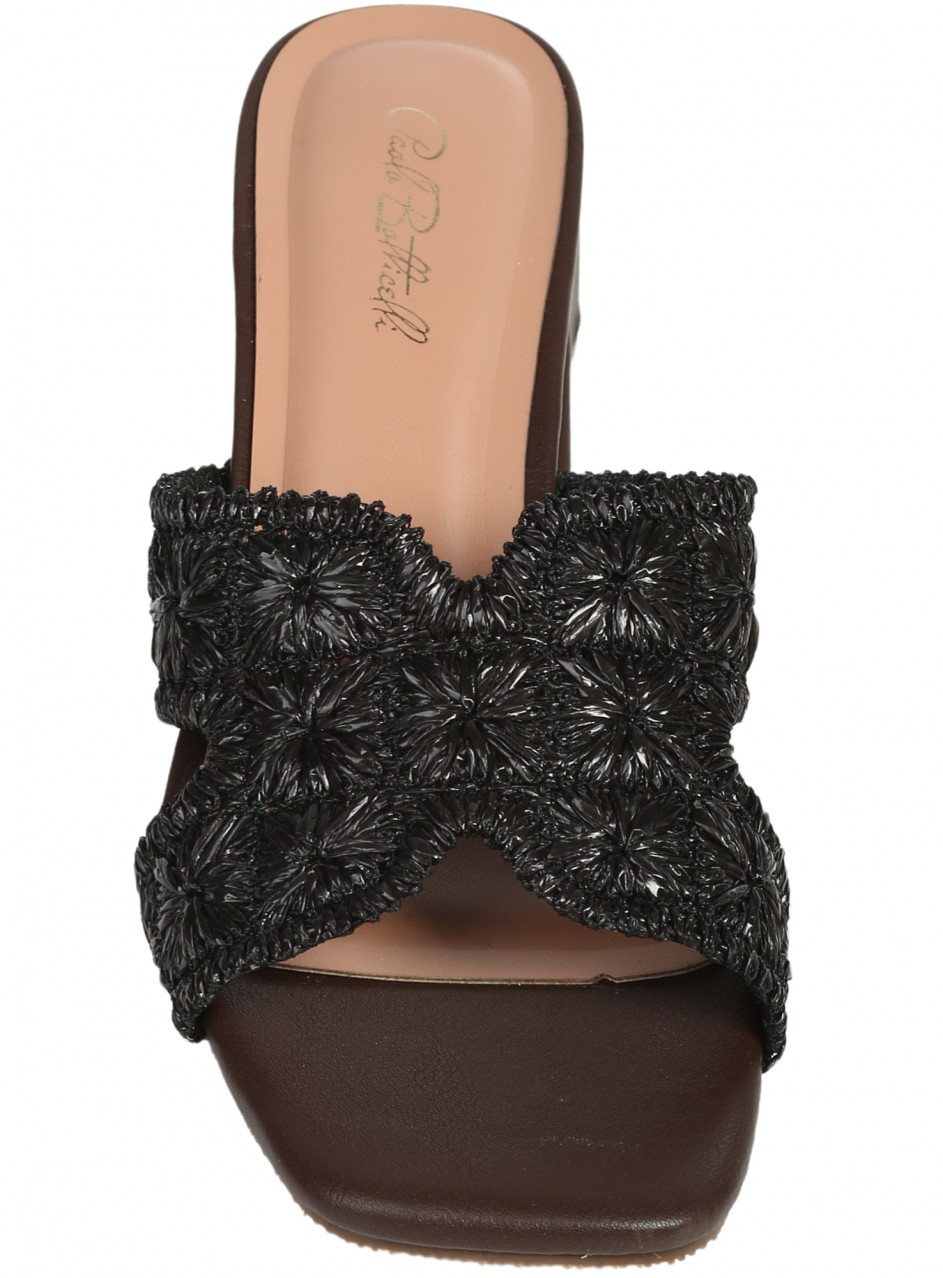 Ежедневни дамски чехли на ток в кафяво/черно 5C-26148 brown