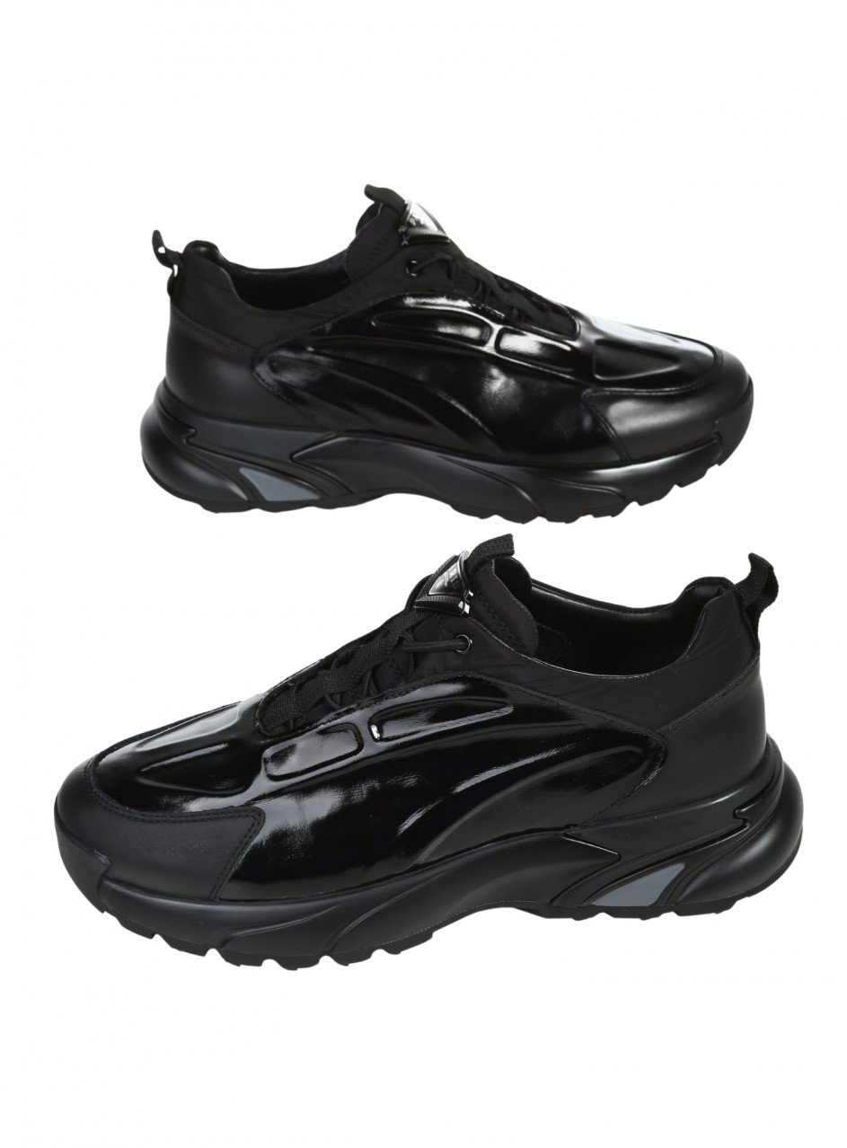 Ежедневни мъжки обувки от лак в черно 152-24111 black