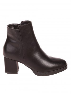 Елегантни дамски боти в черно 2R-23575 black pu