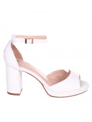 Елегантни дамски сандали в бяло 4M-24020 white
