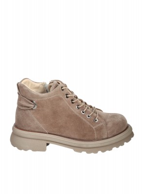 Ежедневни дамски боти от естествен велур в бежово 2AT-25685 beige (24811)