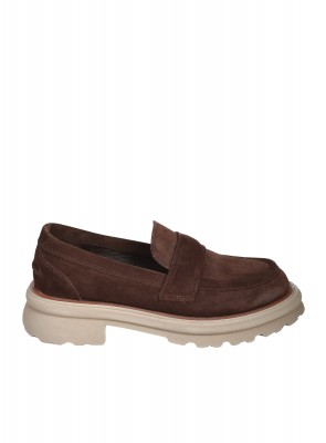  3AT-25686 brown