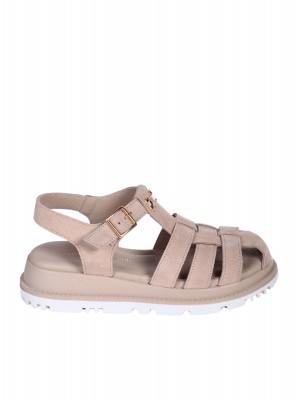 Ежедневни дамски сандали от естествен велур в бежово 4AT-26250 beige