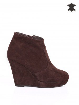 Ежедневни дамски боти от естествен велур 2L-13679 brown