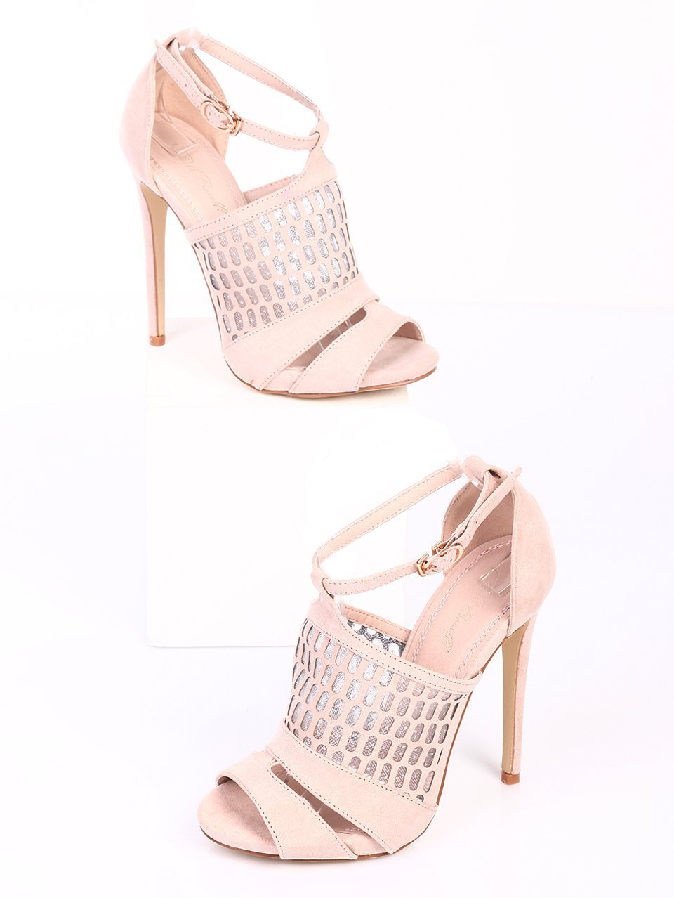 Елегантни дамски сандали на ток в бежово 4M-15066 beige