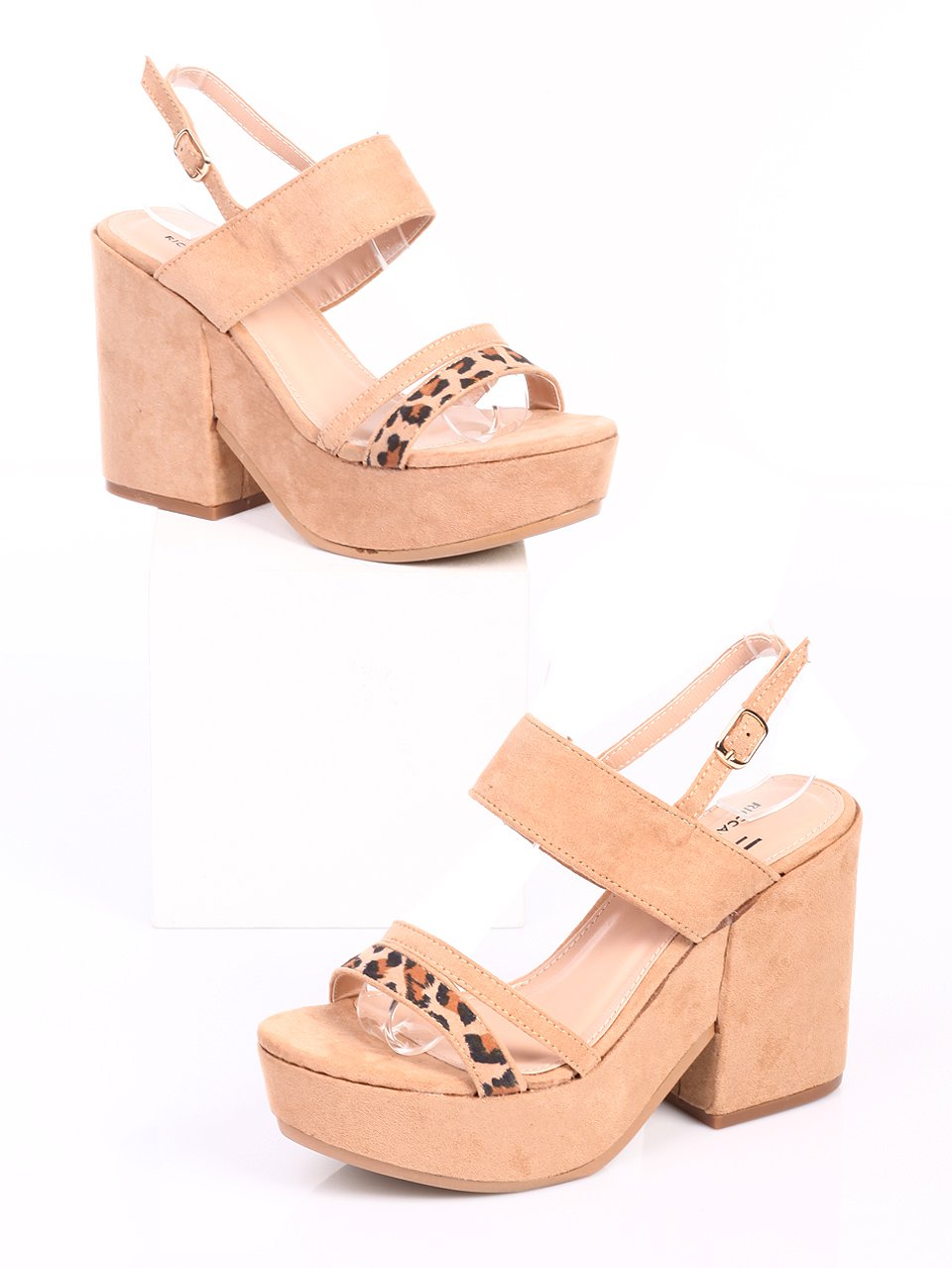 Елегантни дамски сандали на токв бежов 4S-15288 beige